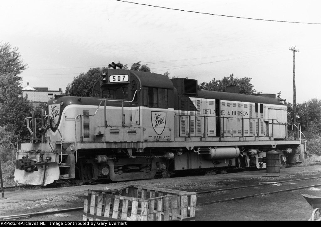 DH Alco RS3m #507 - Delaware & Hudson